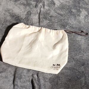 🎉Coach Ivory Drawstring Pouch.